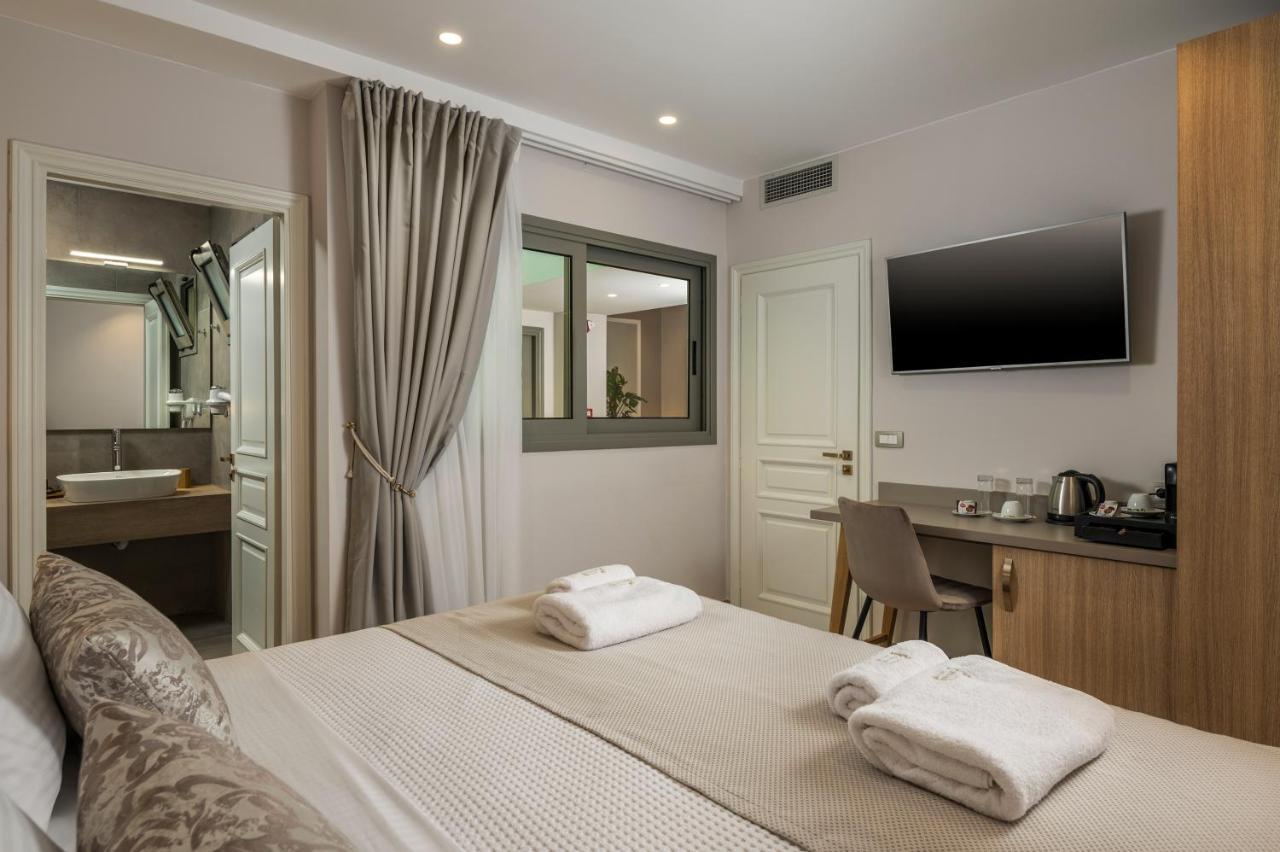 Plaza 1866 Superior City Rooms Chania  Bagian luar foto